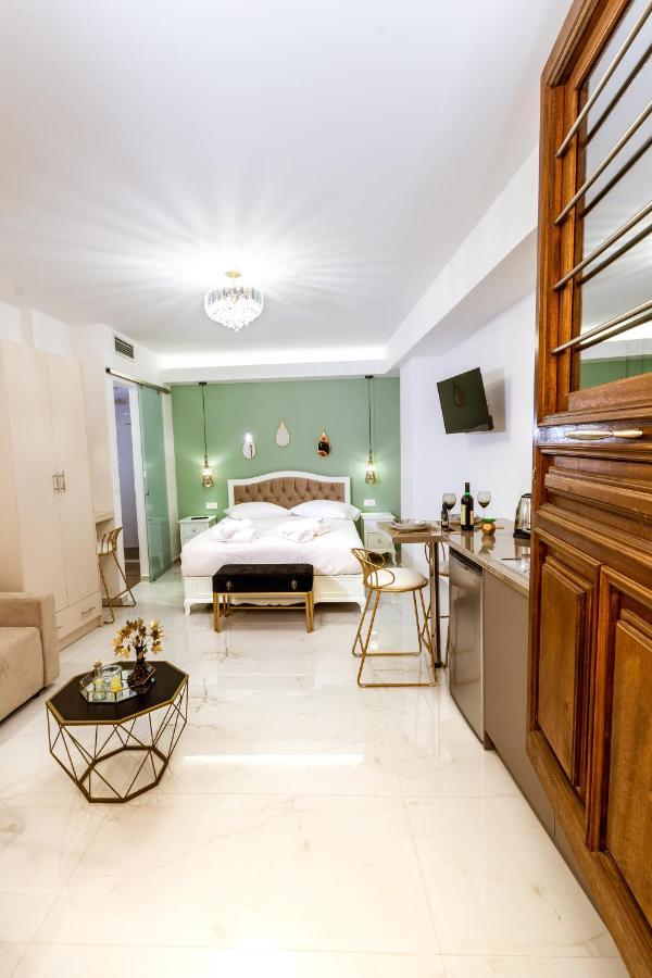Konmari Hotel Chania Old Town qudruple suite 1 bedroom